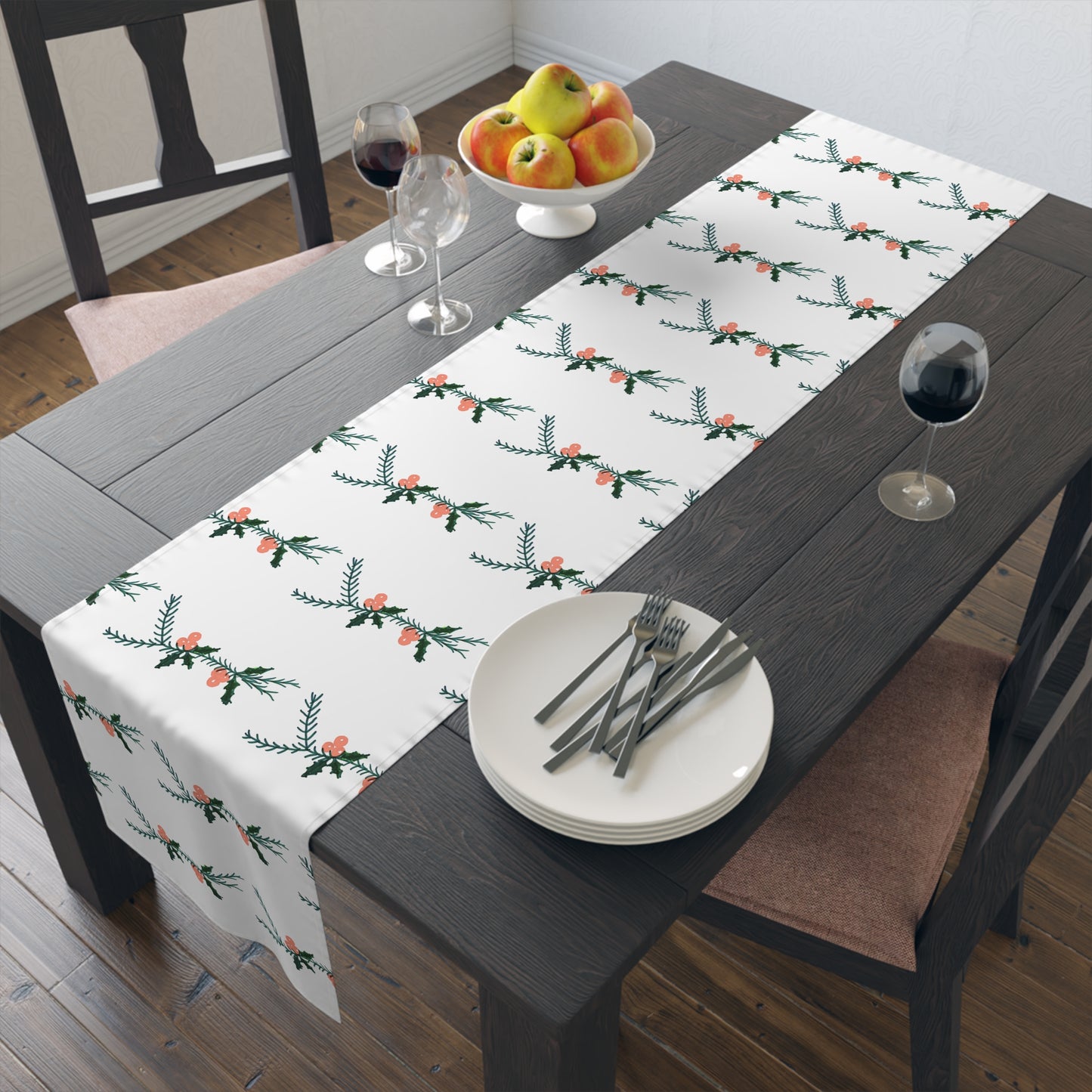 Red Beauty Table Runner (Cotton, Polyester)