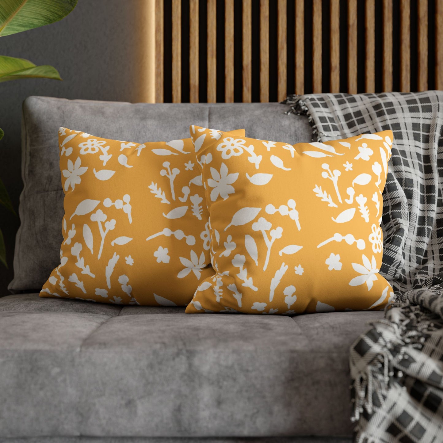 Bumblebee Fall Foliage Faux Suede Square Pillowcase