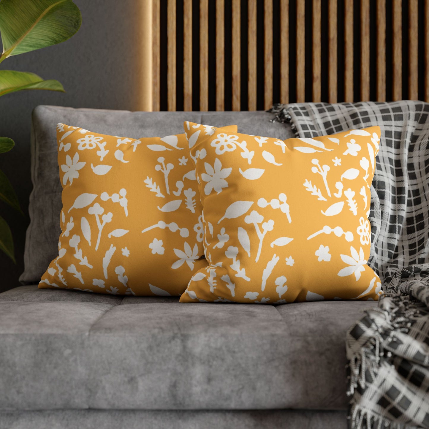 Bumblebee Fall Foliage Faux Suede Square Pillowcase